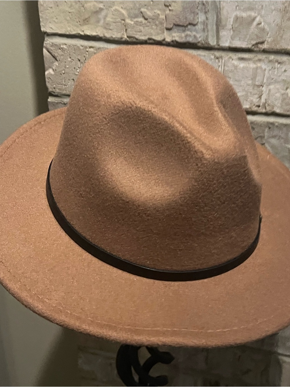 Classic Tan Wool Fedora Hat with Black Band never worn